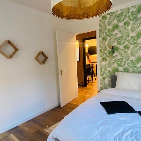 Appartement 2 Chambres Avec Terrasse Vue Sur Jardin Arbore Pontarlier Bagian luar foto